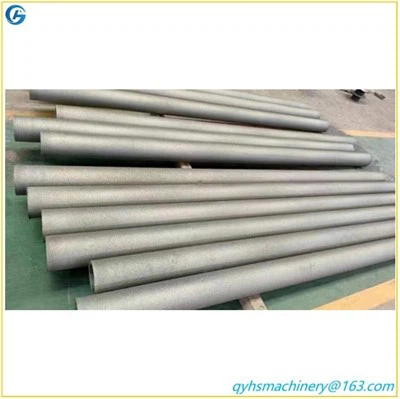 Üks metallist kulumiskindel toru